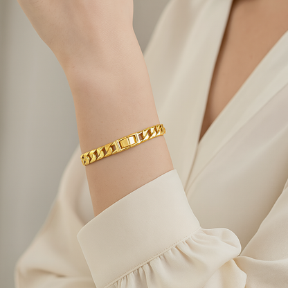 Minimal Chunky Bracelet
