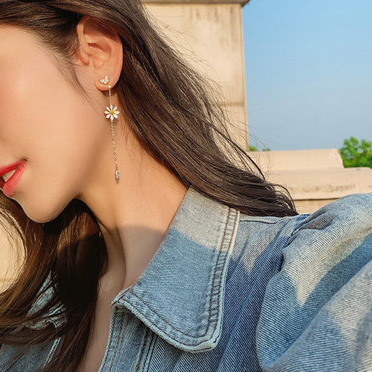 Daisy Drop Mismatched Earrings