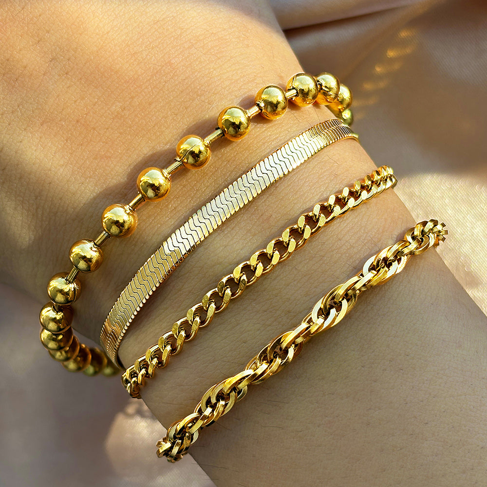 4pc Mixed Chain Bracelet Set