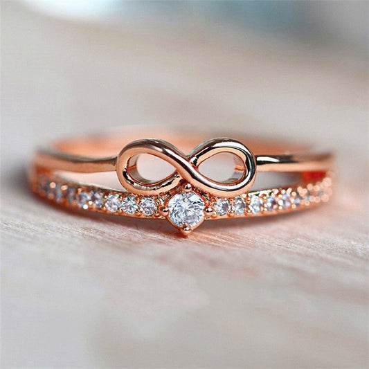 Chic Bow Infinity Zirconia Ring