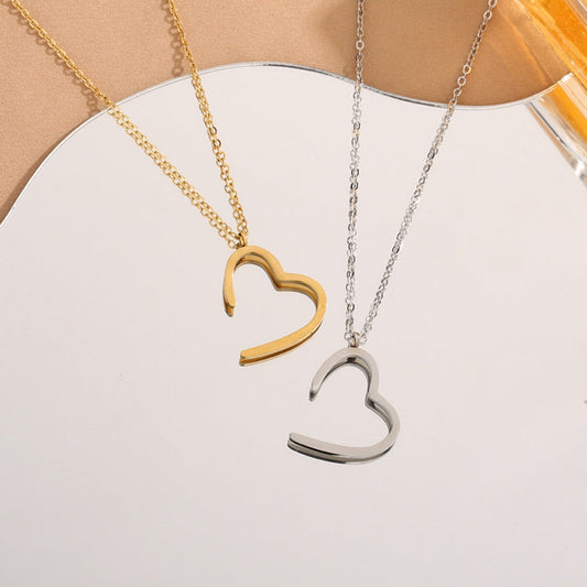 Heart Pendant Clavicle Necklace