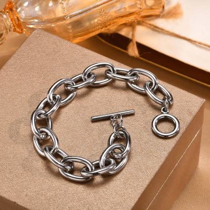 Chunky Gold Toggle Clasp Bracelet