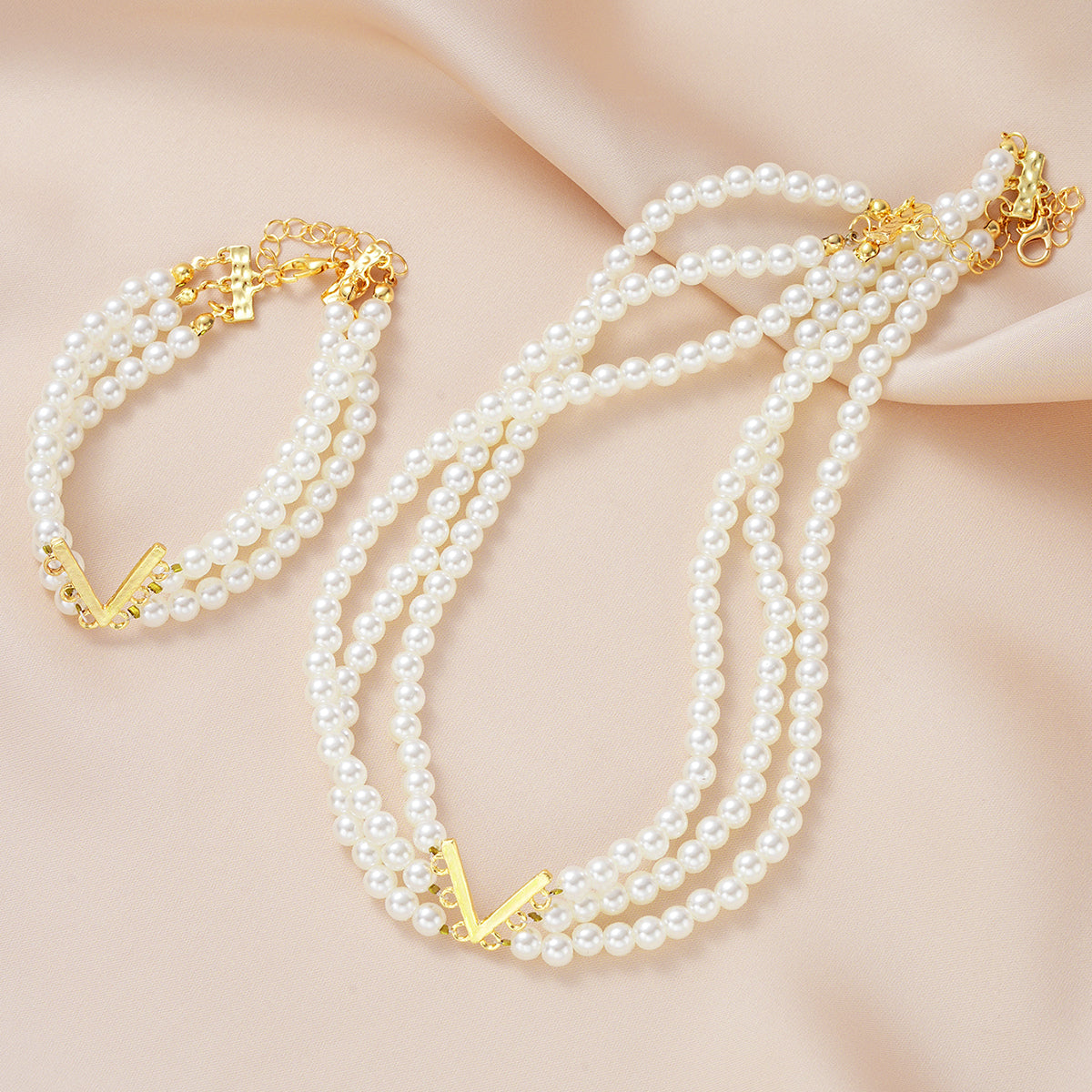 2pc Pearl "V" Choker and Bracelet Set