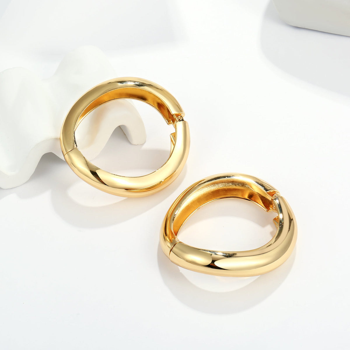 2pc Bold Sculpted Cuff Bracelet Set
