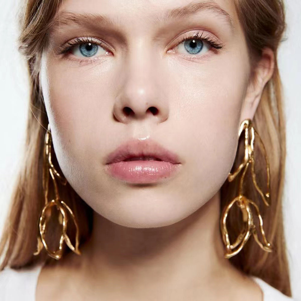 Wavy Gold Hoop Earrings