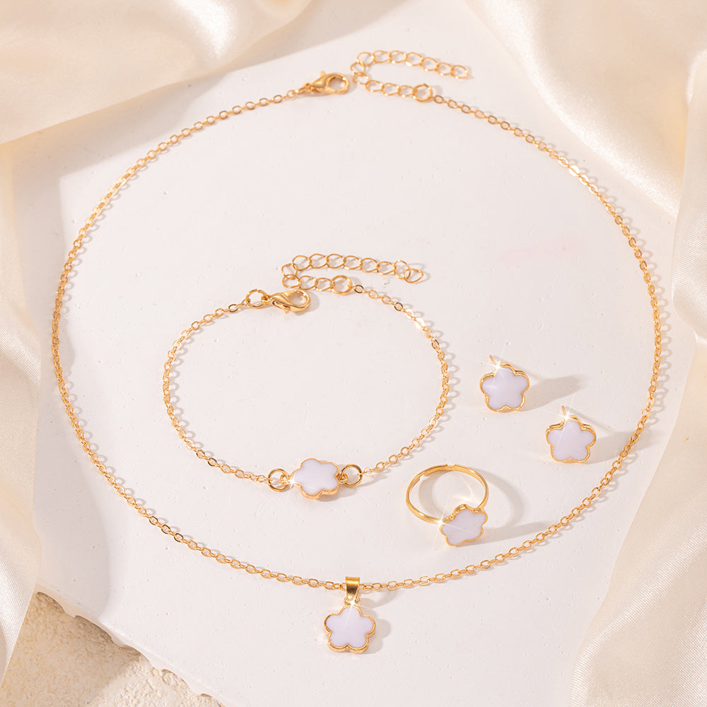 4pc White Clover Jewelry Set