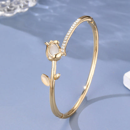 Dainty Tulip Flower Bangle