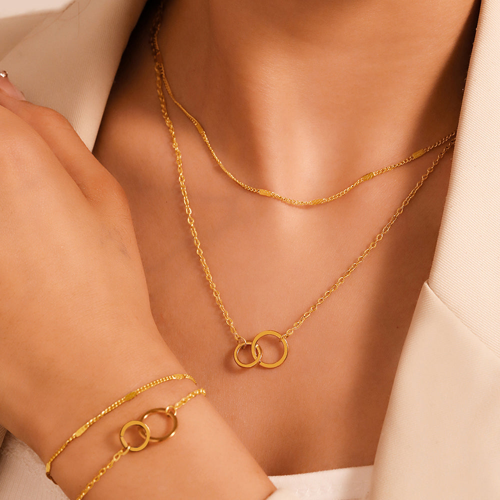 Interlocking Circle Necklace & Bracelet Set