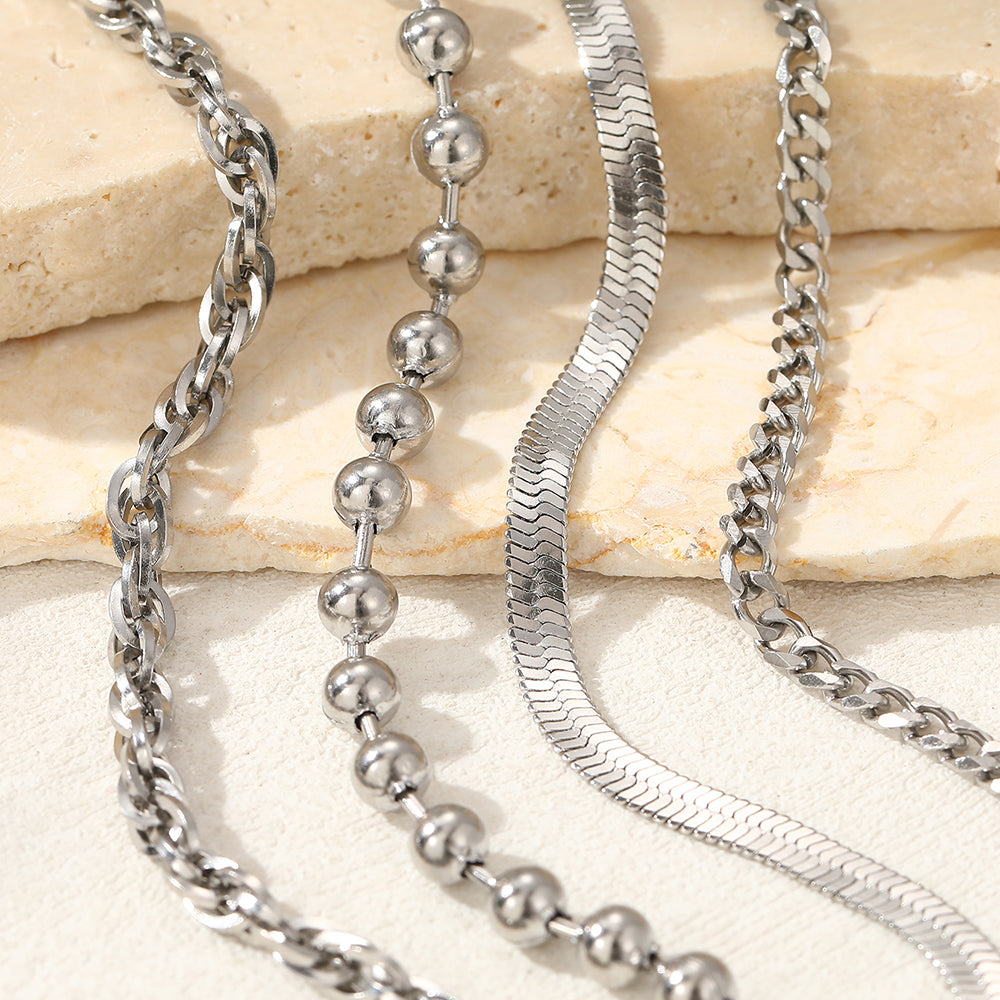 4pc Gold Link & Bead Bracelet Stack
