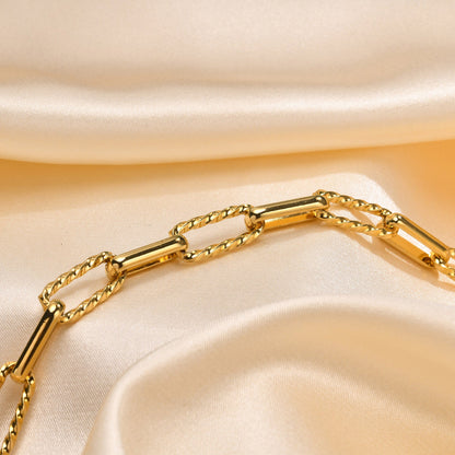 18k Gold Paperclip Chain Necklace