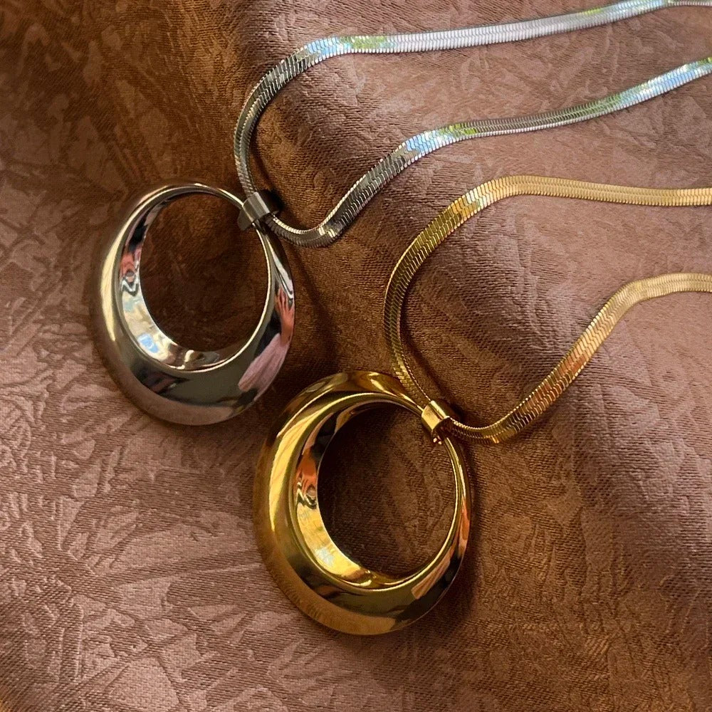 Exaggerated Big "O" Necklace