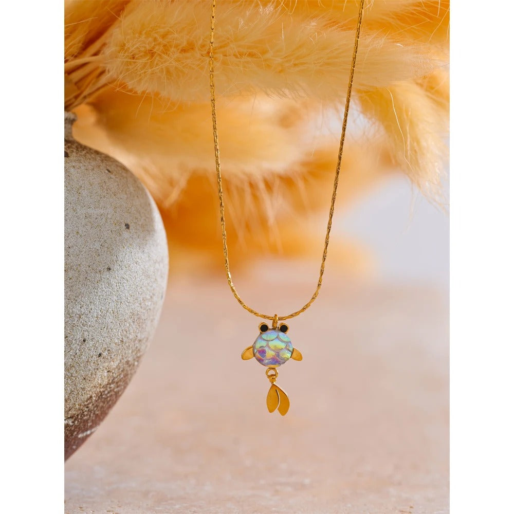 Agile Goldfish Necklace
